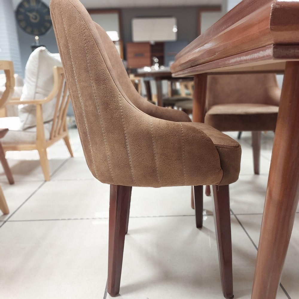 چوکی مخصوص تالار